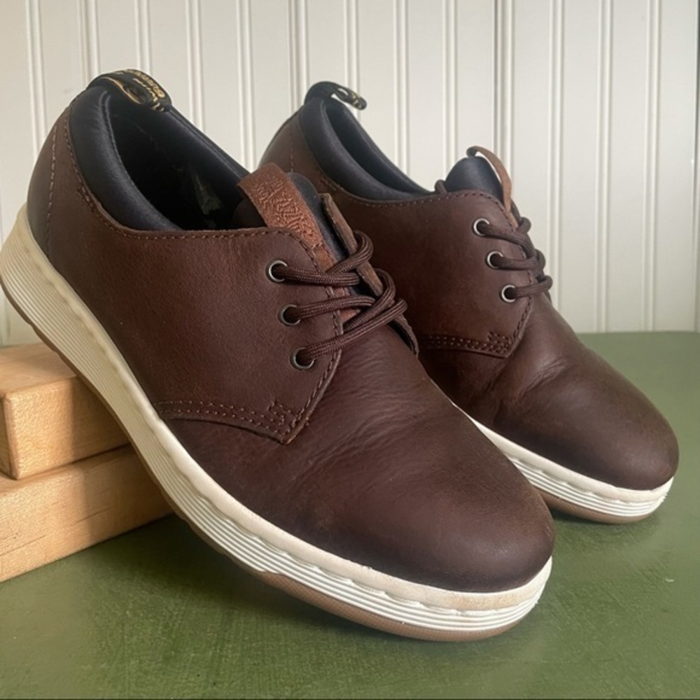 Dr Martens SOLARIS Leather Sneakers